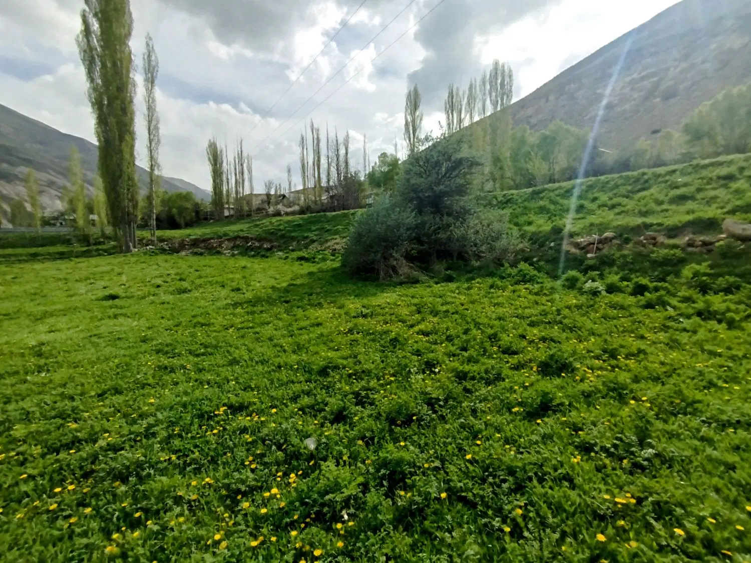 زمین در روستای کمررود