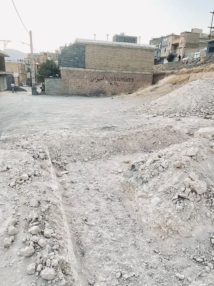زمین 92 متر آساوله