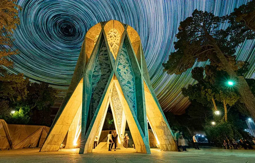 ملک تجاری حاشیه خیابان خیام