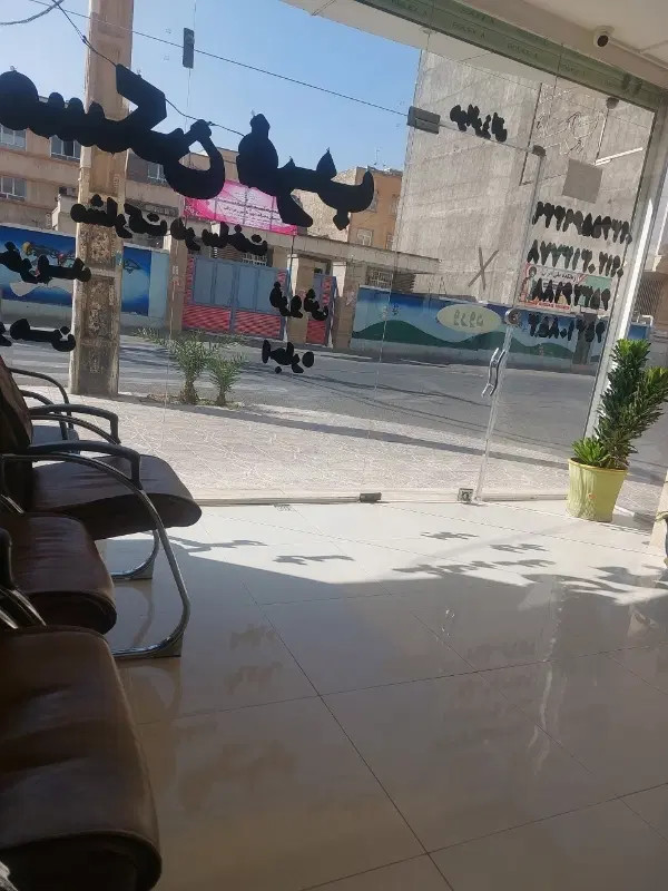 ۲۷ متر مغازه پایین تر از میدان بر بلوار