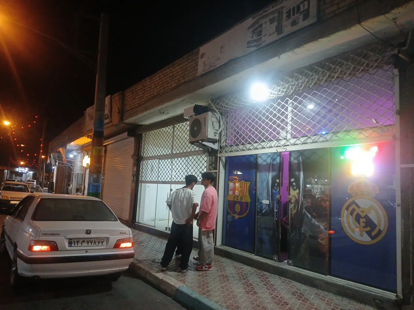 اجاره مغازه نوساز۳۵متری ویلاشهر خیابان ویلای شمالی