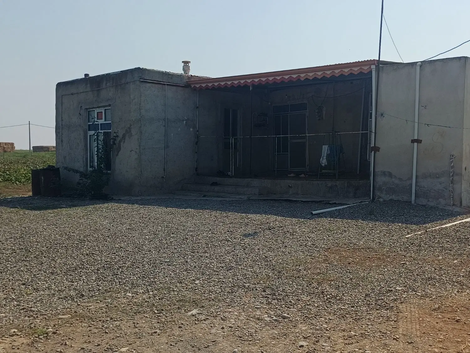 خانه ۲۵۰ متری با زمین زراعی ۴هزار متری