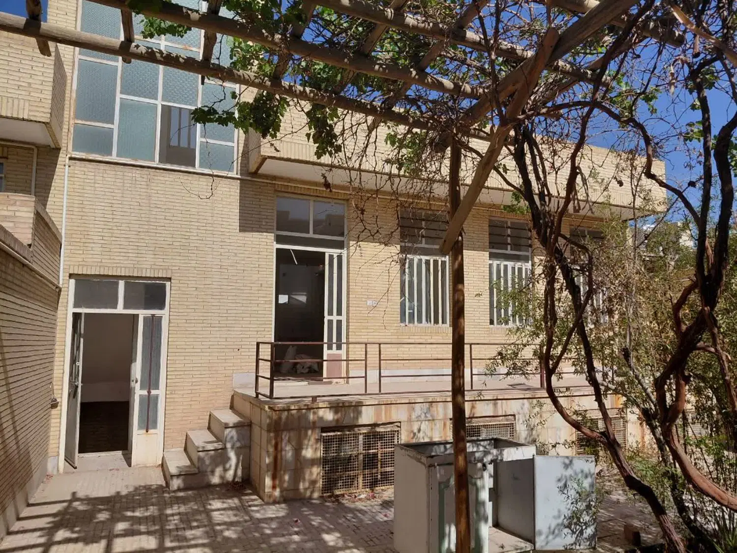 منزل مسکونی ویلایی