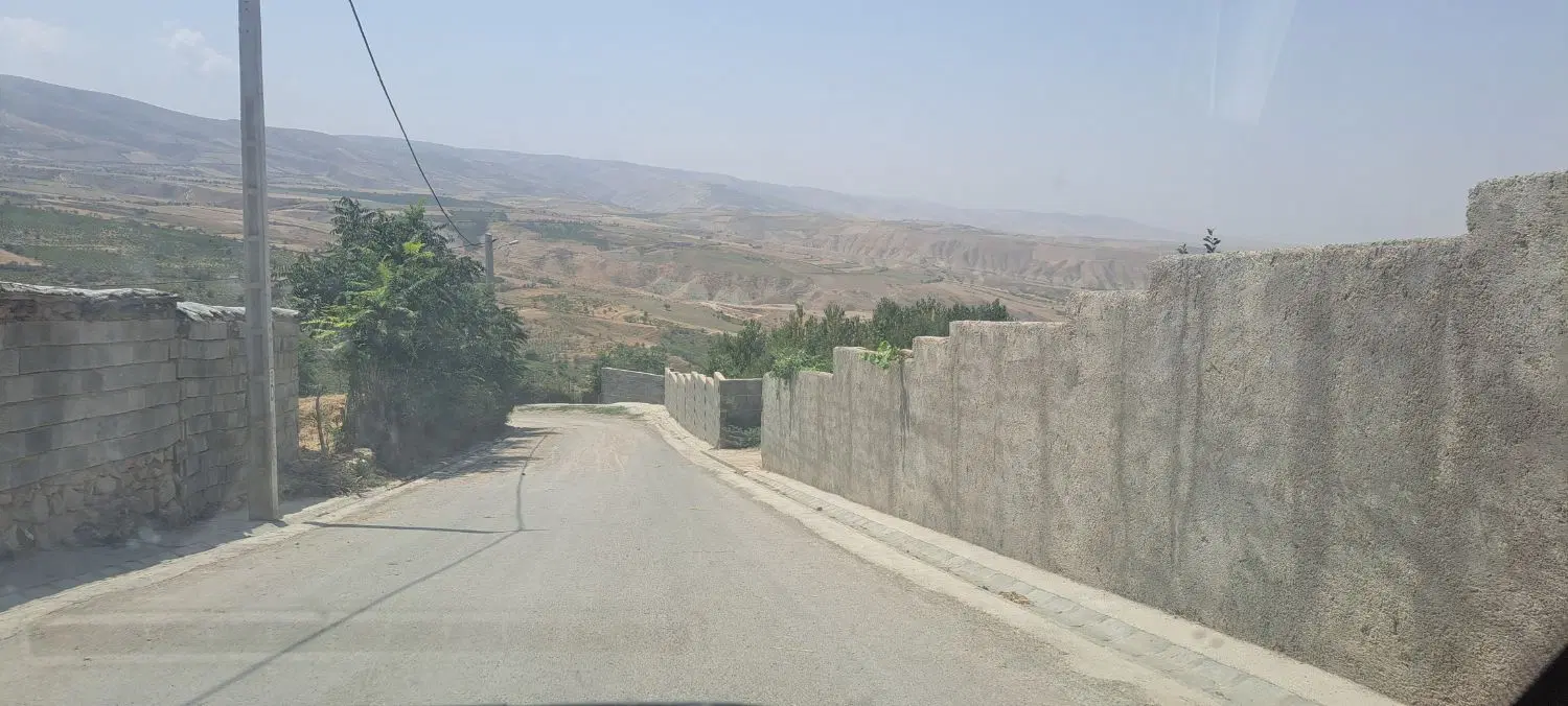 زمین در جاده قدیم