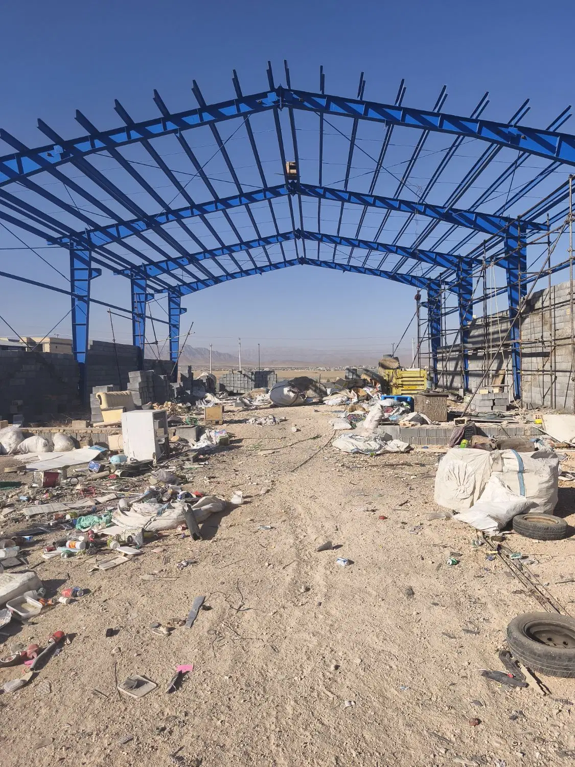 یک زمین درشهرک صنعتی بروجن