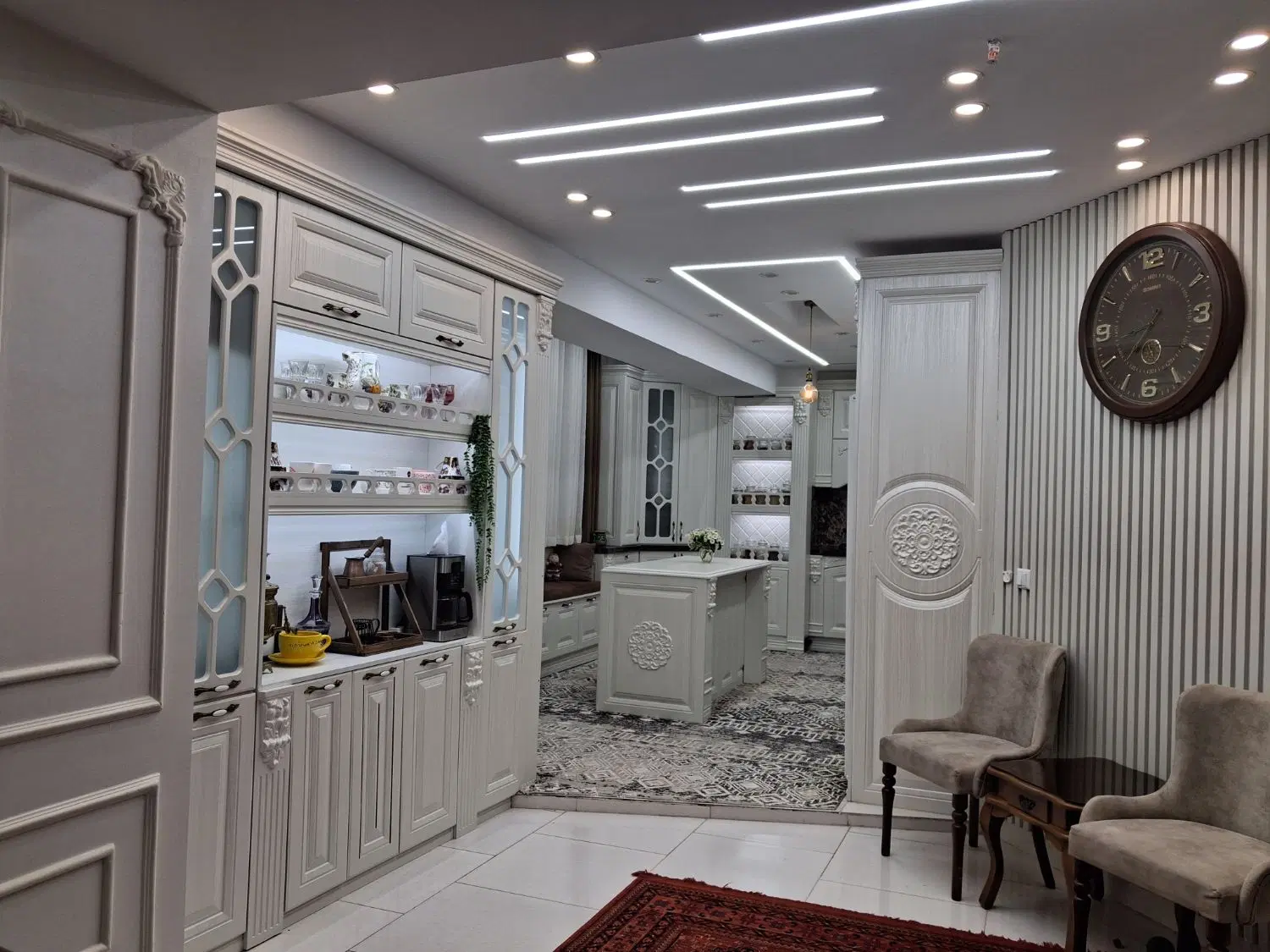 آپارتمان لوکس فول امکانات