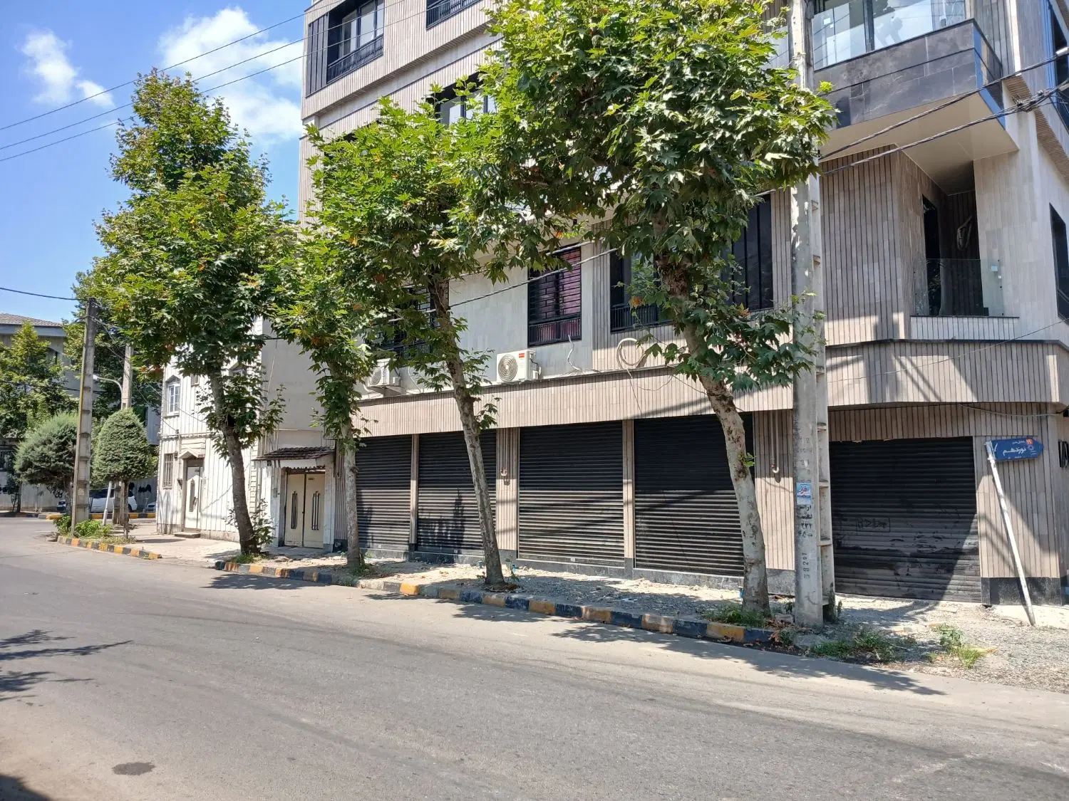 فروش مغازه ۴۰ متری با مالکیت