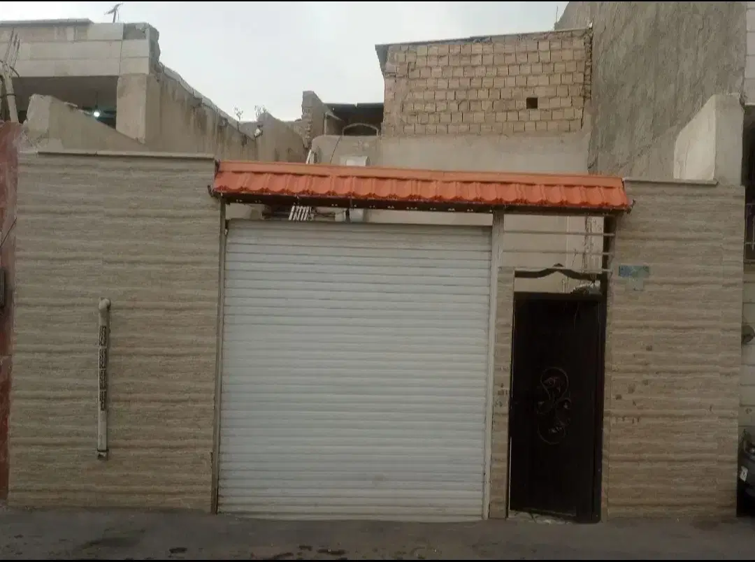 خانه 100 متری سند دار عرصه و اعیان