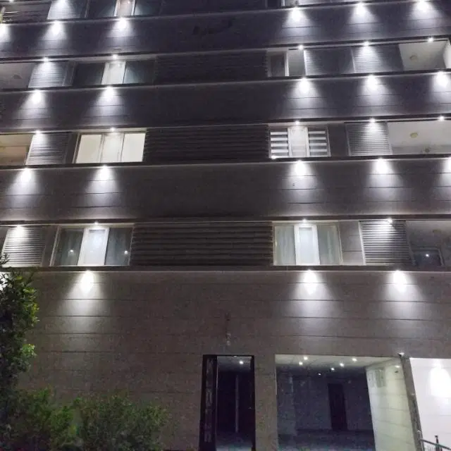آپارتمان دو خوابه جنوبی