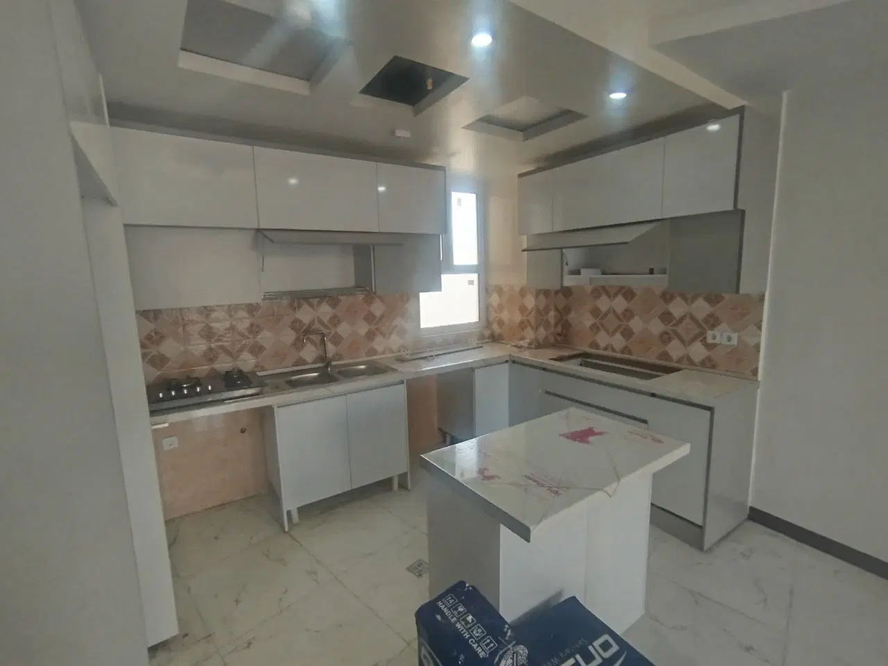 ۸۰ متر فول امکانات_دو خواب_تخلیه