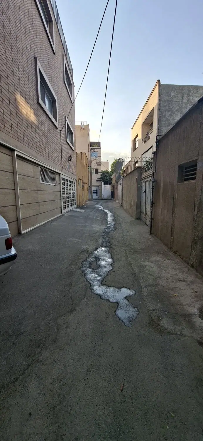 ۱۱۹ متر_ دو طبقه دربست_ حیات دار_ سند تک برگ