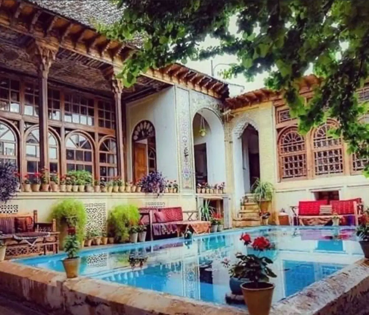منزل مسکونی ۱۴۰ متر تمیز