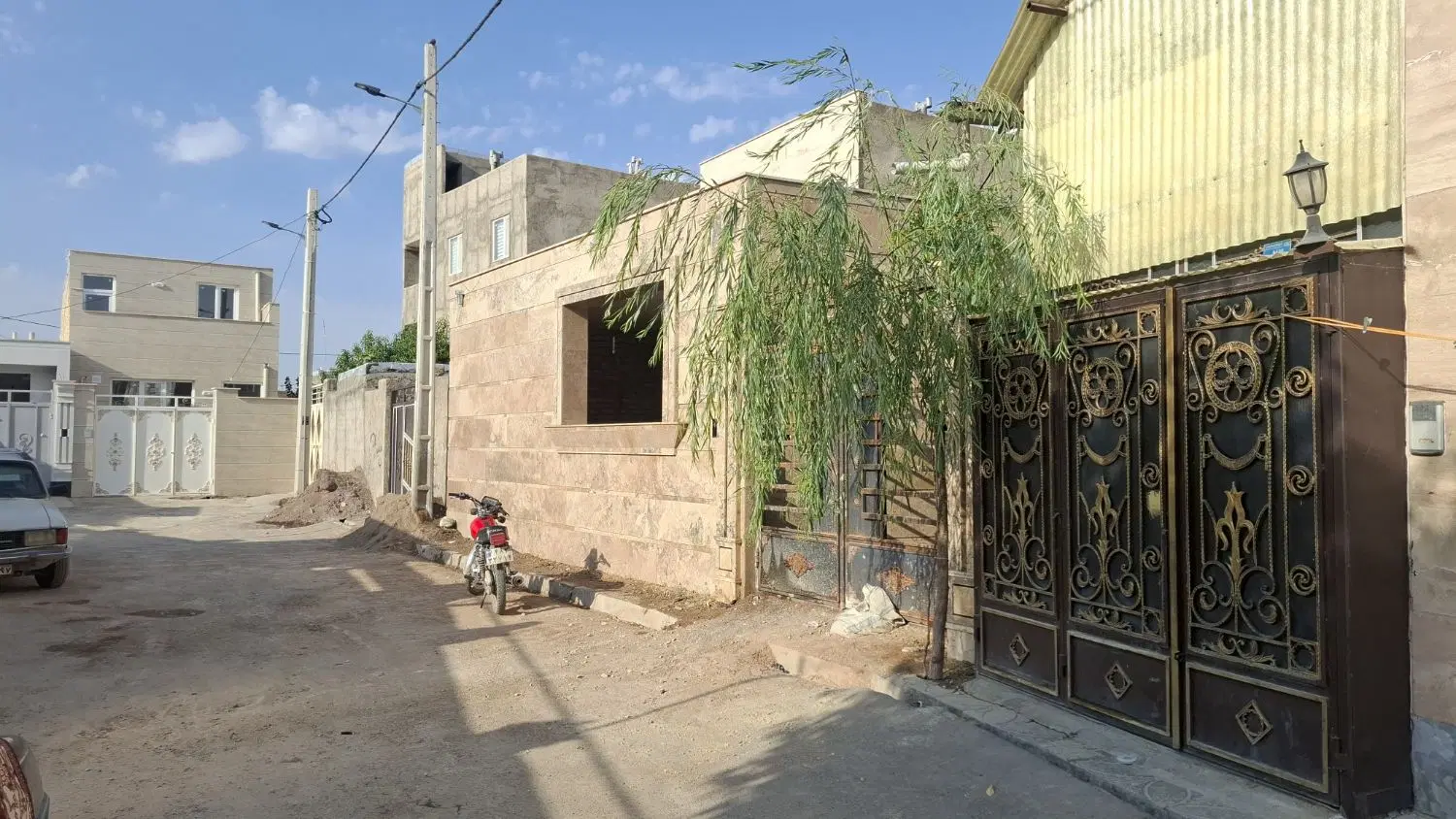 فروش ساختمان ویلایی حسین آباد کوچه سروناز