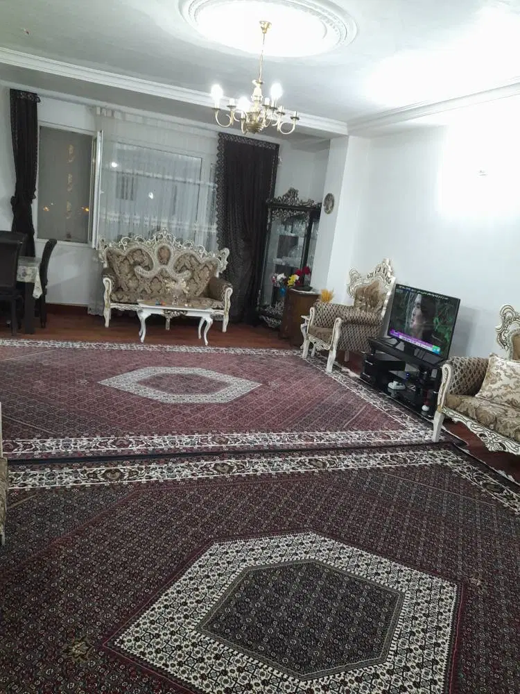 یک واحد آپارتمان در فنی حرفه ای