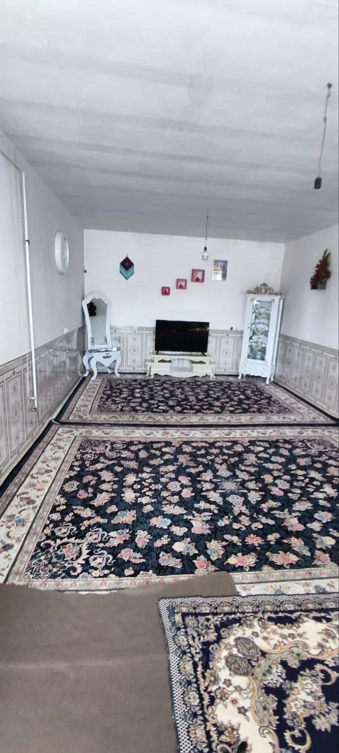 خانه نوساز ویلایی دو بر در کهریز آریا شهر