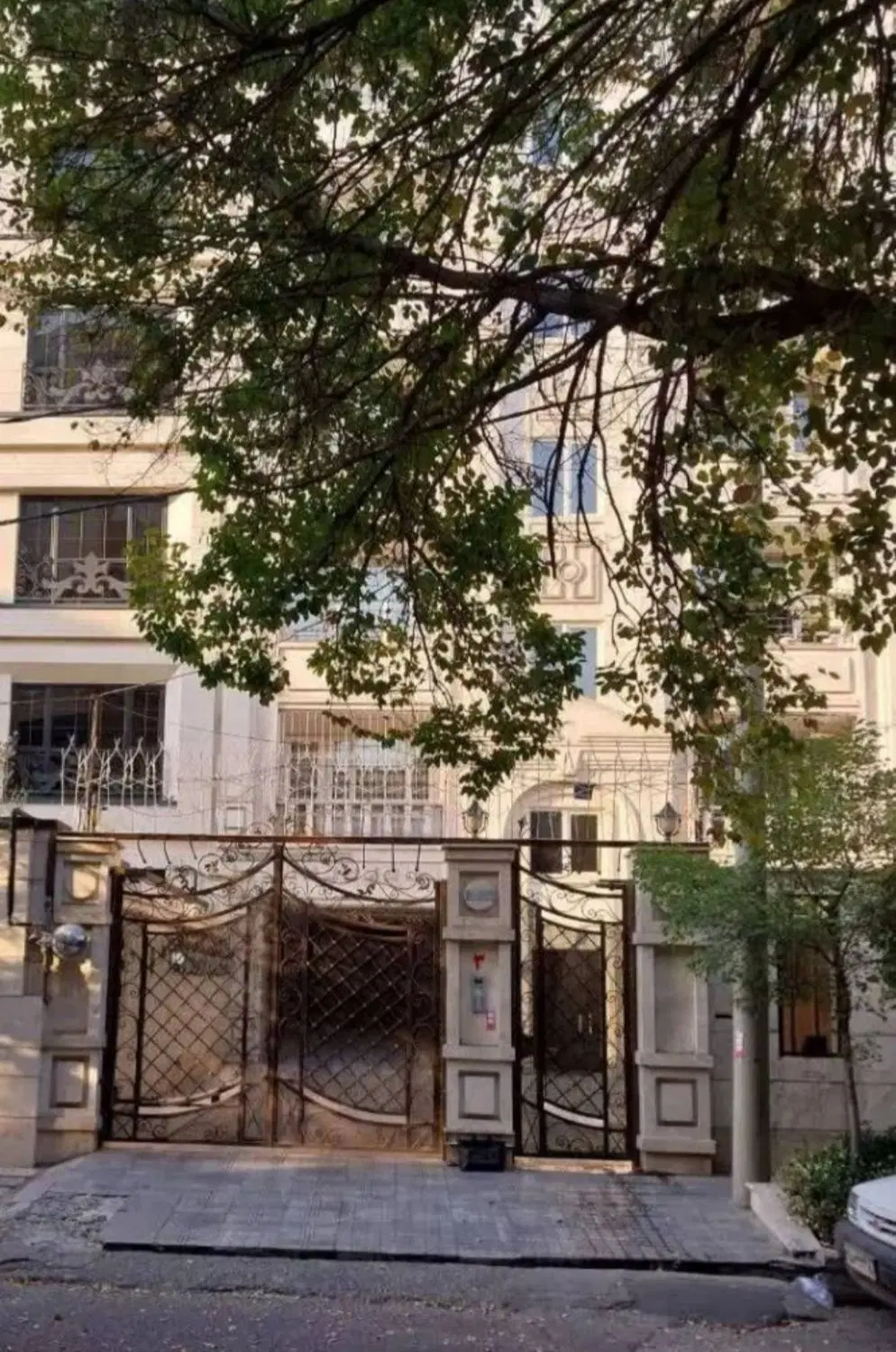 آپارتمان ۱۰۷متر در حدنوساز تکواحد فول لوکس لاکچری