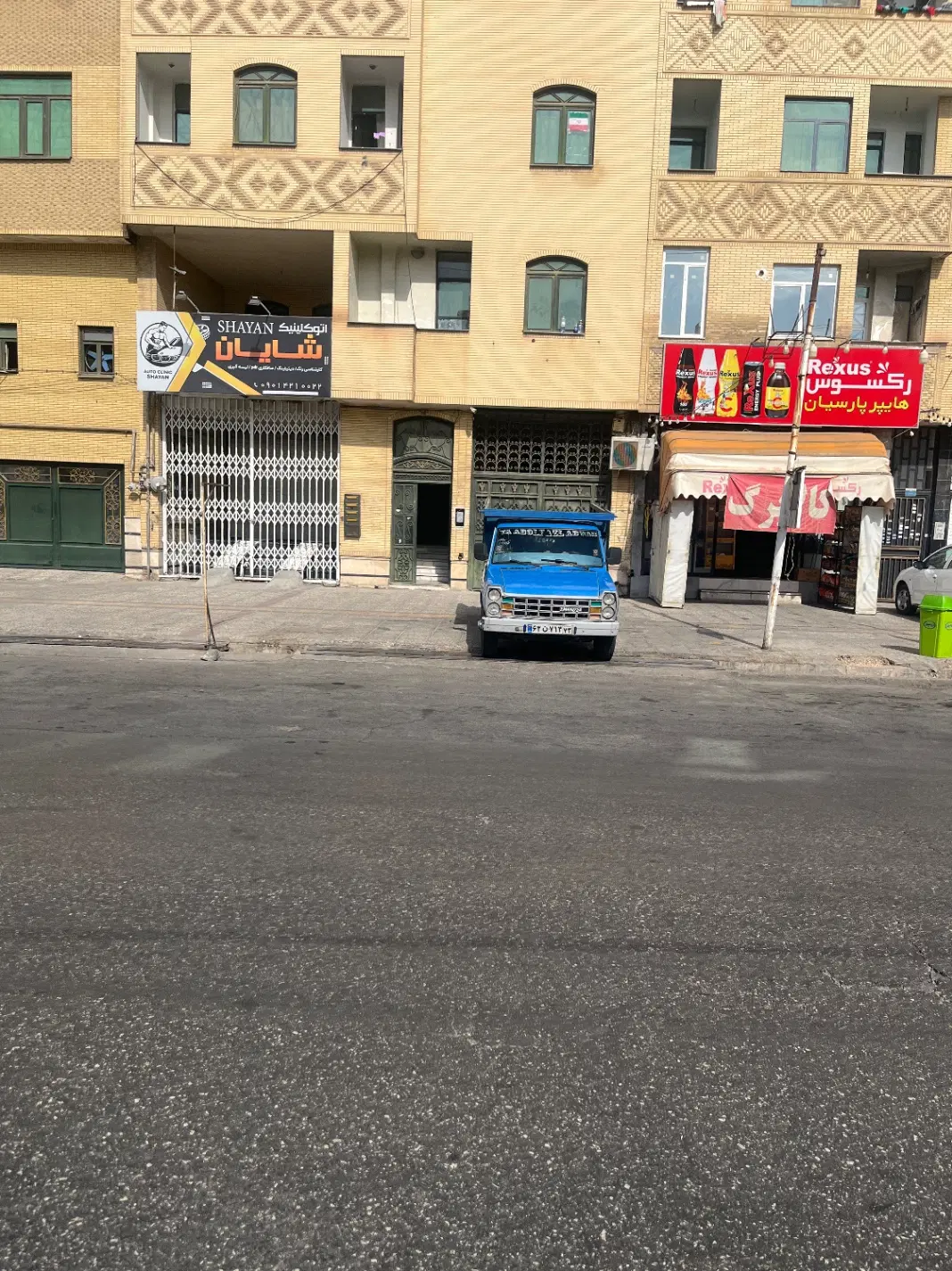 فروش دوخوابه برروی بلوار اصلی والفجر