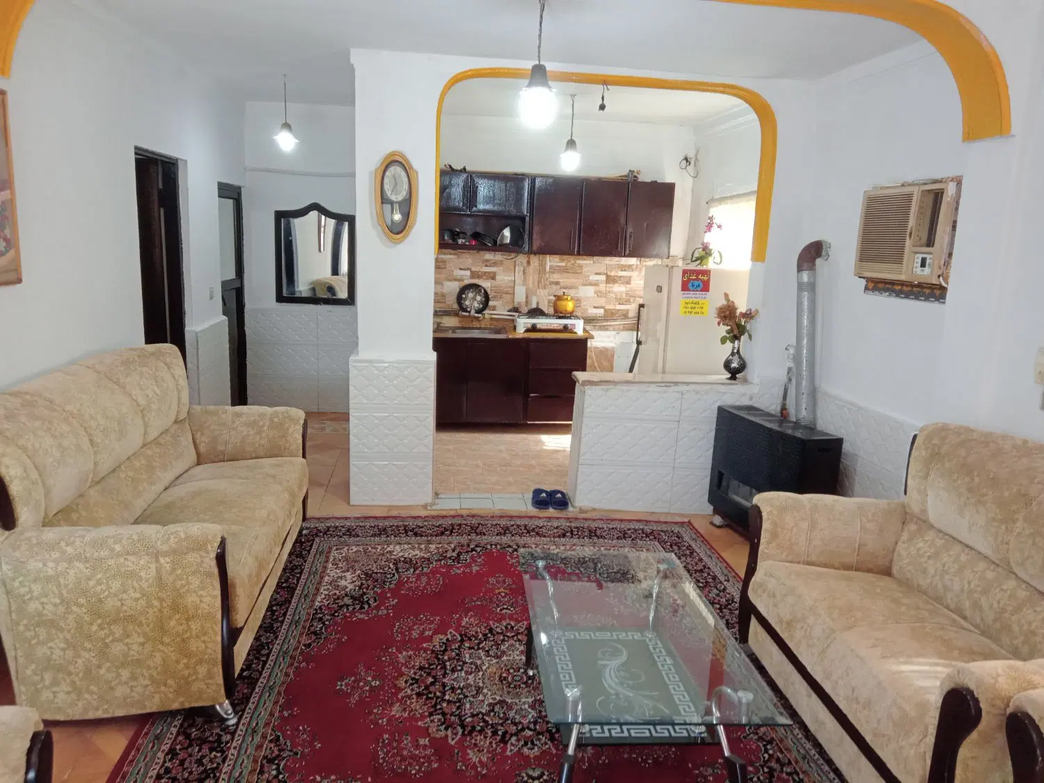 دوخوابه کفی دربست چند متری دریا درمحیط امن