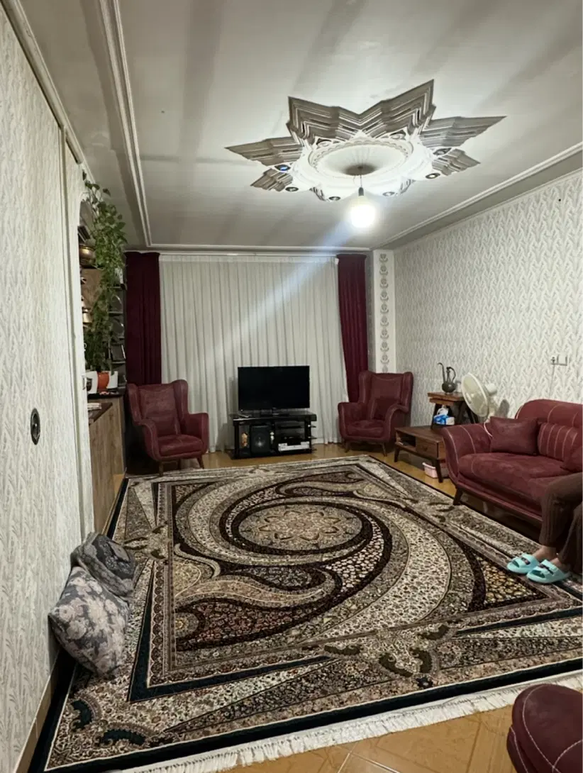 فروش ۷۰ متری حکیم الهی