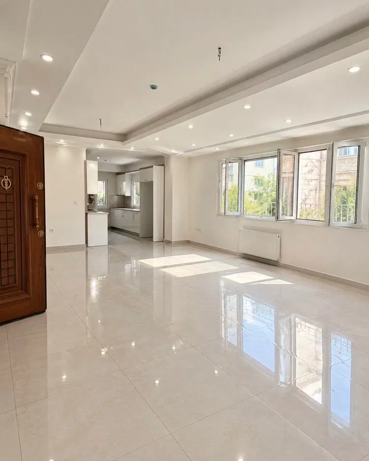معلم آپارتمان ۹۵متری فول امکانات_۲سال ساخت_سنددار