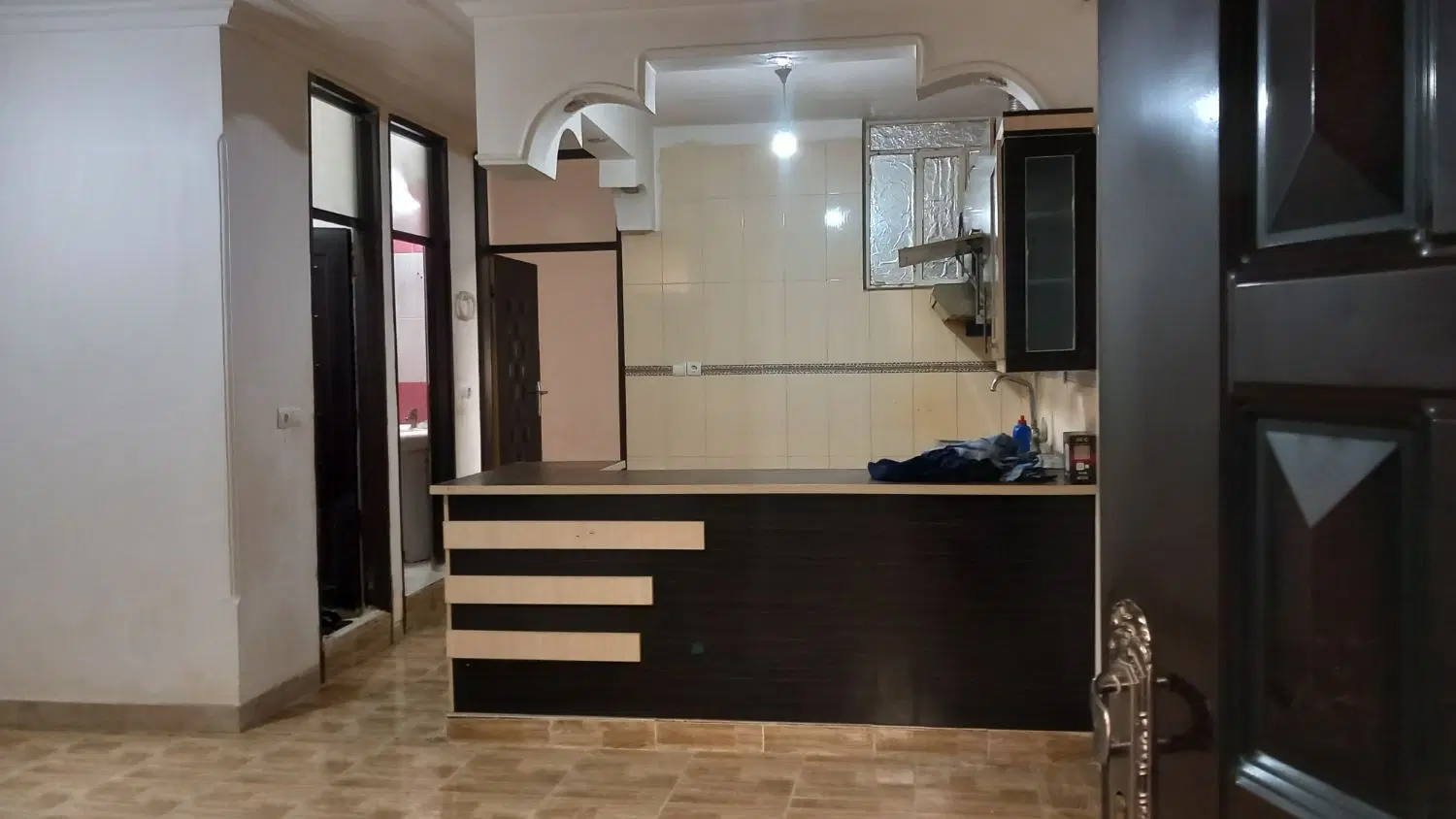 ‌کیانشهر چهار واحد یکجا بفروش میرسد