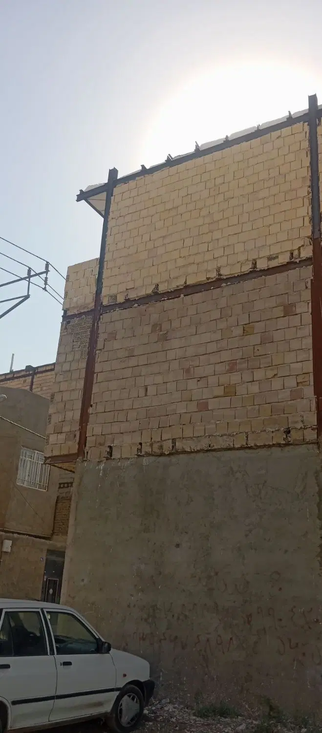 هوایی دور قاب ۱۳۰ متری
