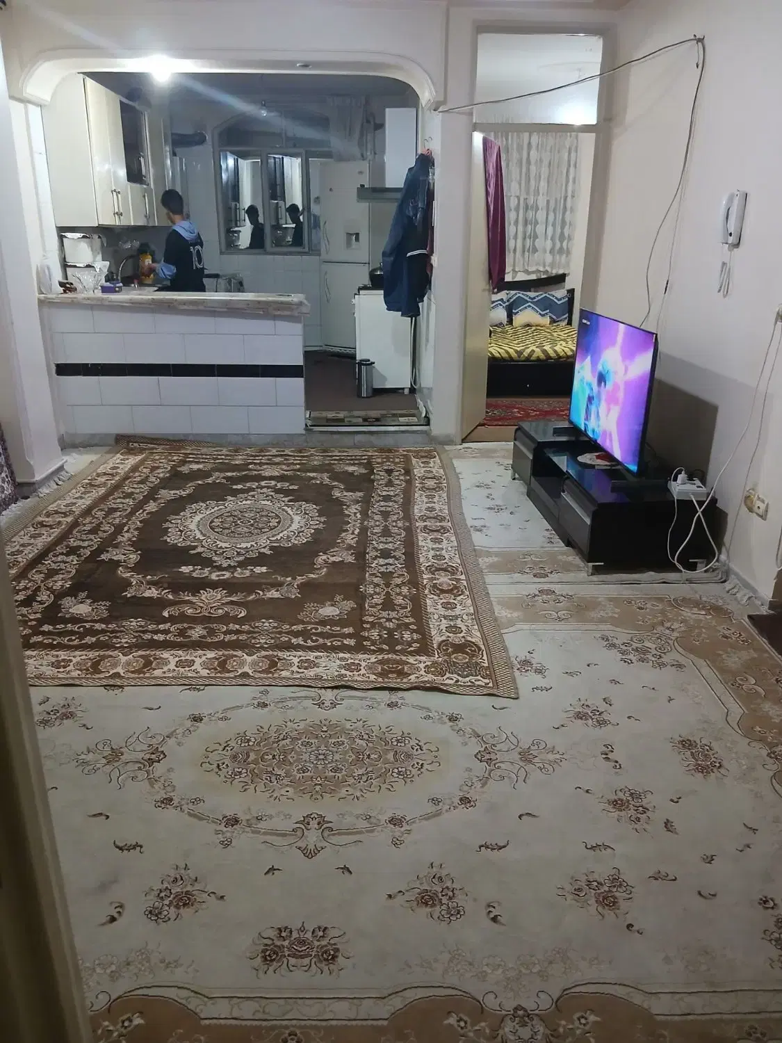 67 متر ،شمالی، 2 خواب،تک واحدی و غرق در نور