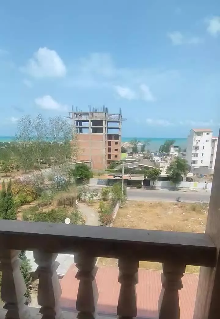 کلید نخورده ۱۴۳ متری