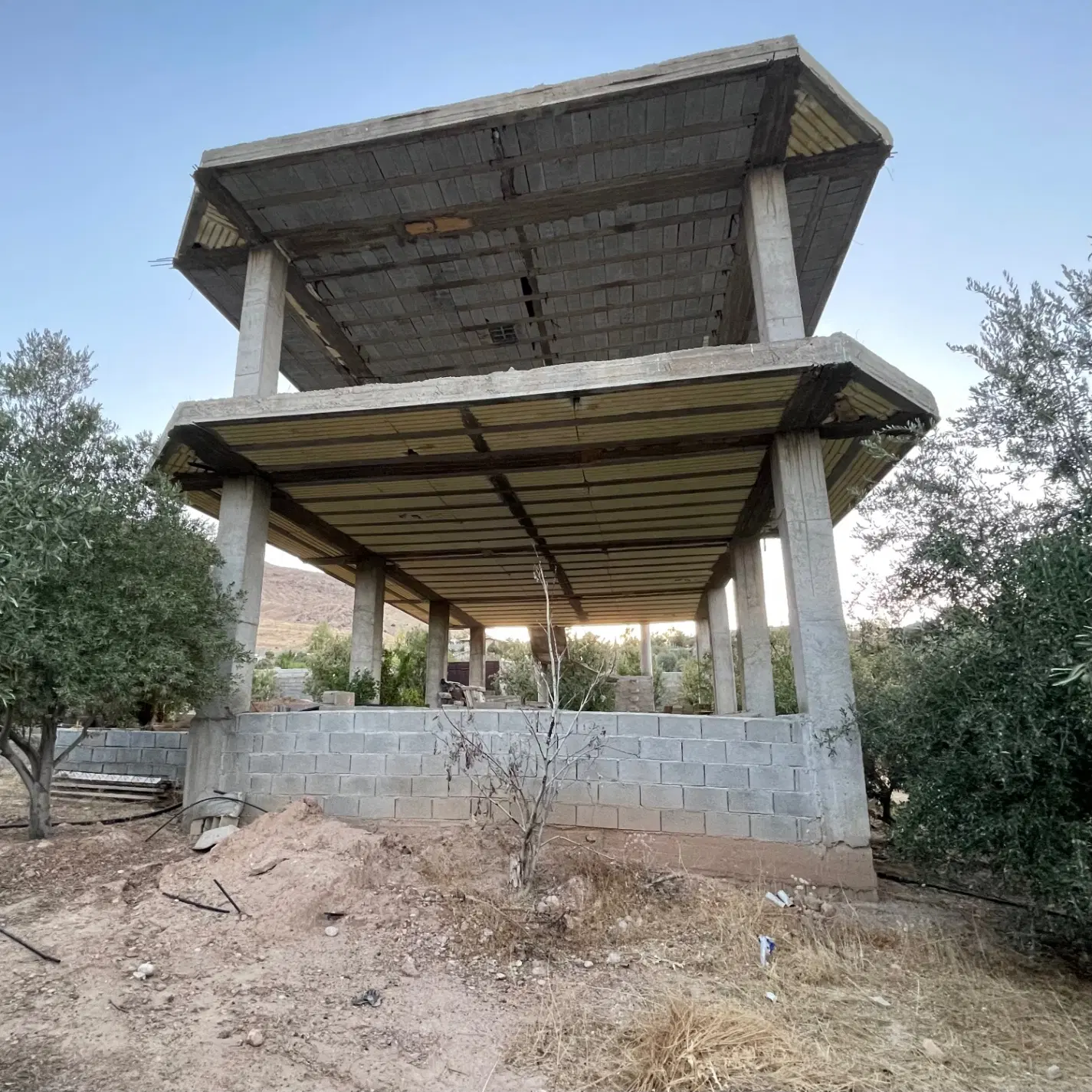 فروش باغ شهری ۲۴۵۰ متر سند تک‌برگ