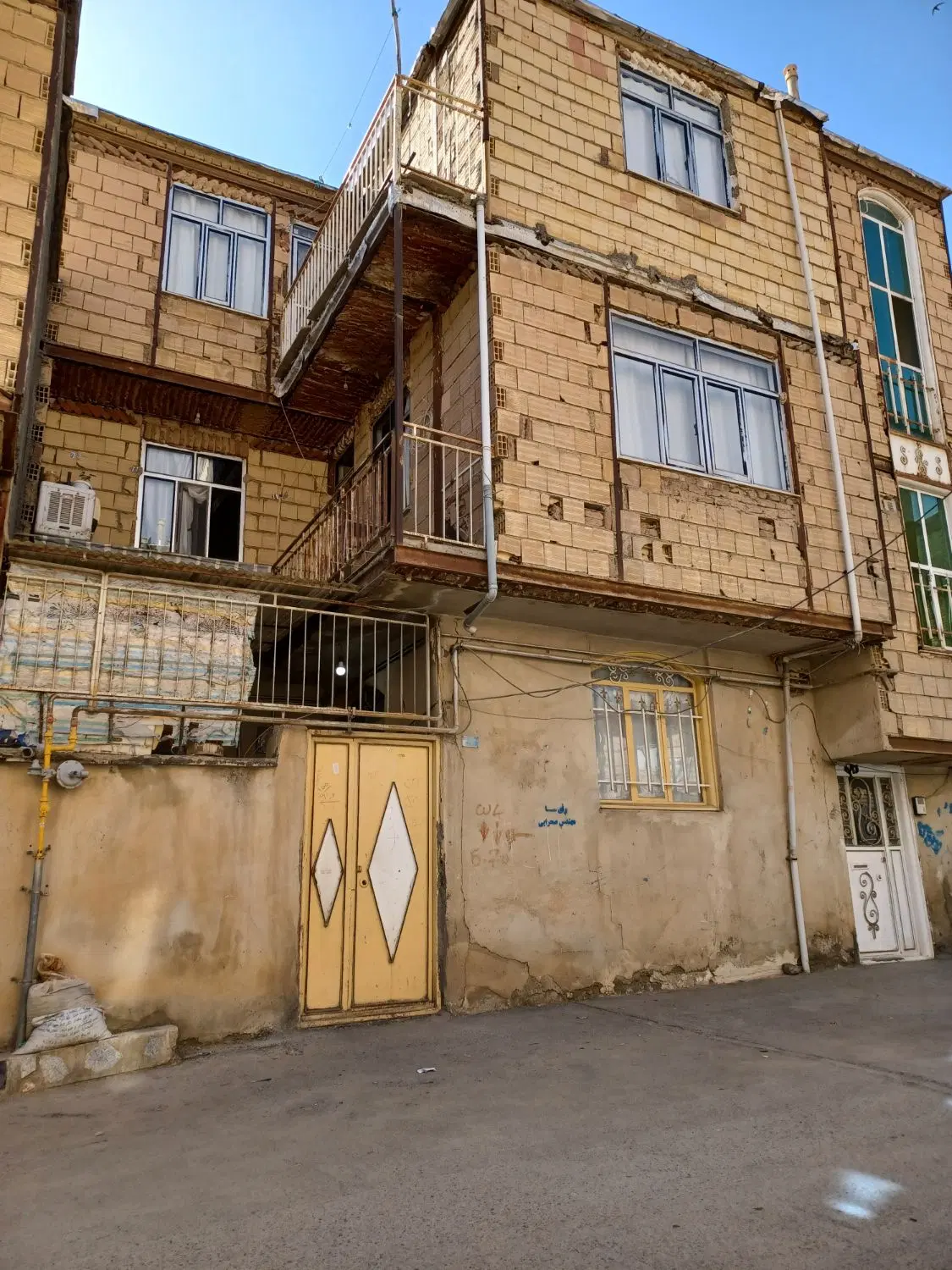 فروش خانه مسکونی شهرک سعدی