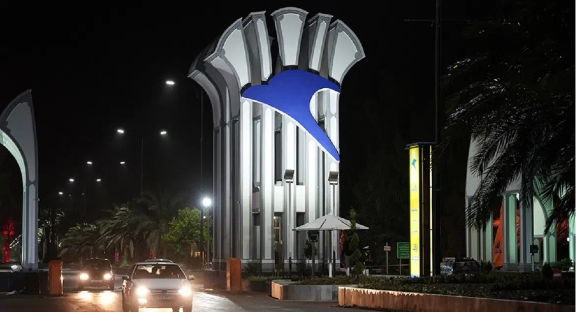 فروش دو قطعه زمین تجاری(بهترین لوکیشن ارگ جدید بم)