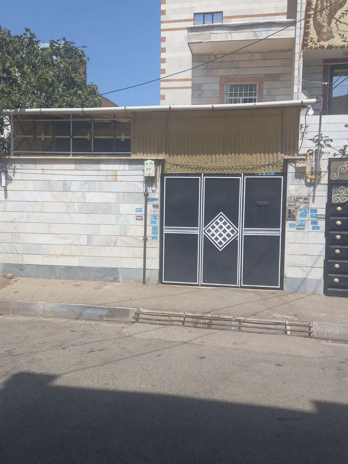 ساختمان ویلایی بیدستان