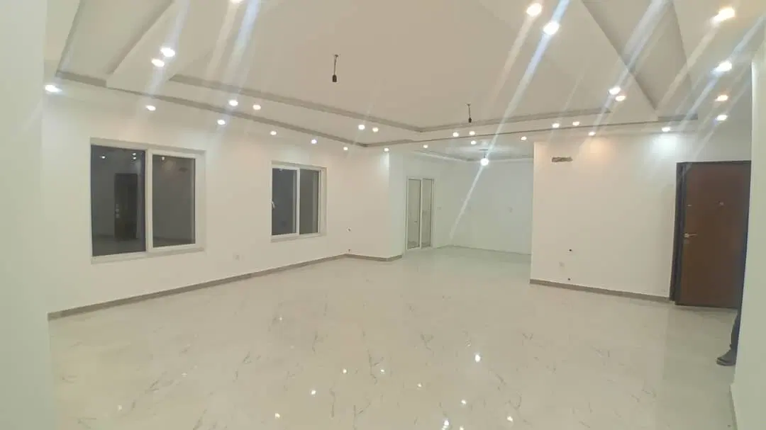 ۷۰ متری ،ط اول