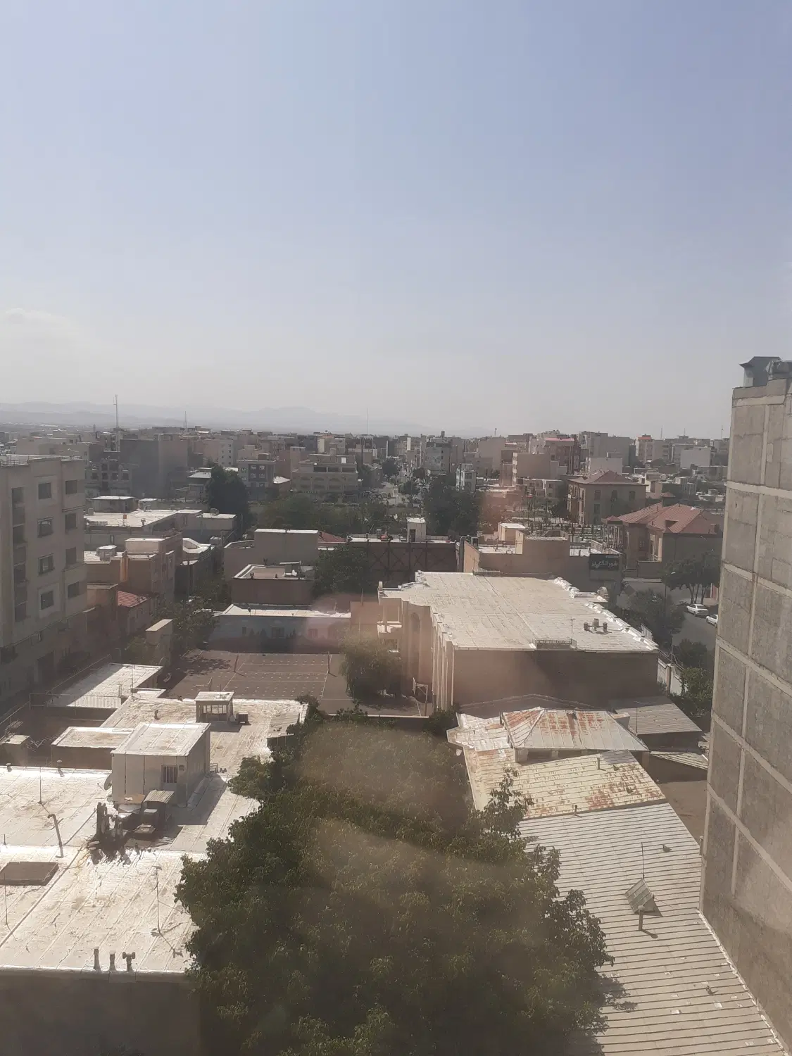 ۱۱۰متر مرکز شهر آپارتمان سعدی بلوک۱