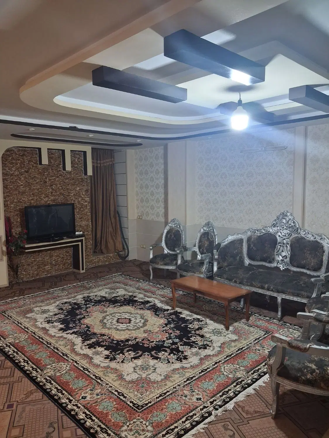 واحد۱۶۷ متر۳ خواب تک واحدی خوش نقشه (مسلم)