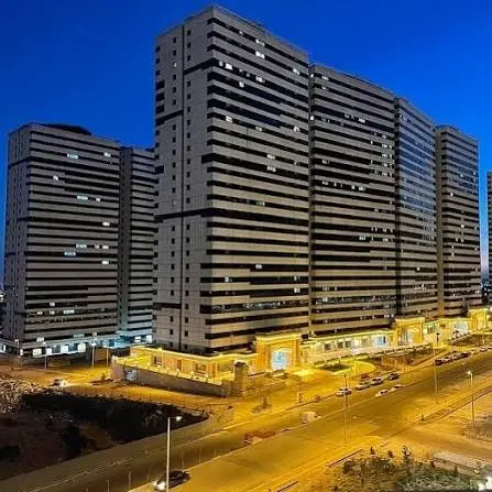 طبقات بالا_108 متر 2 خواب_تراس بزرگ_برج خرازی
