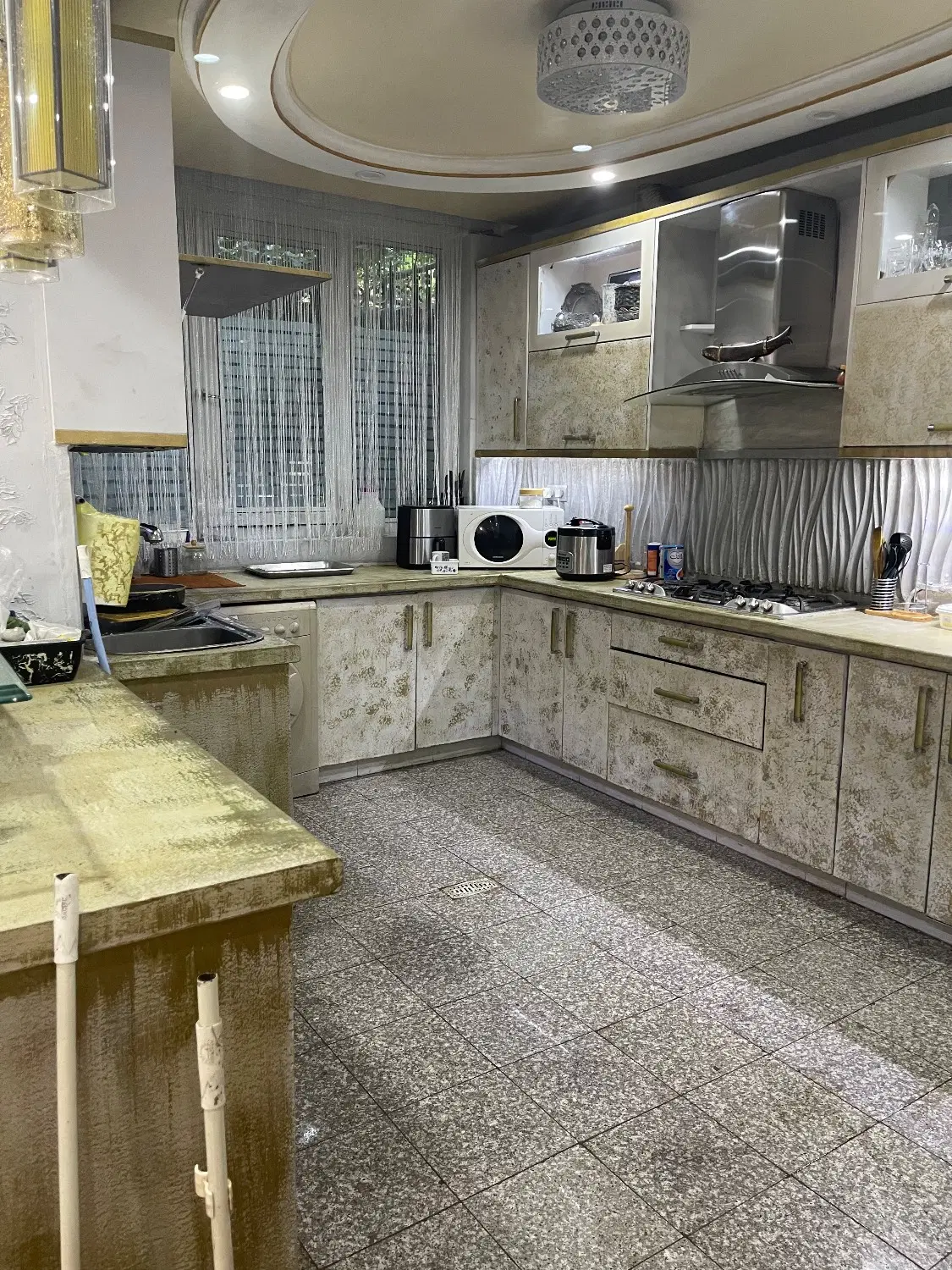 اجاره واحد مسکونی ویلایی