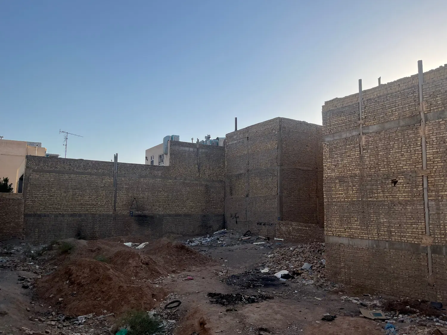 زمین تجاری مسکونی پاسداران