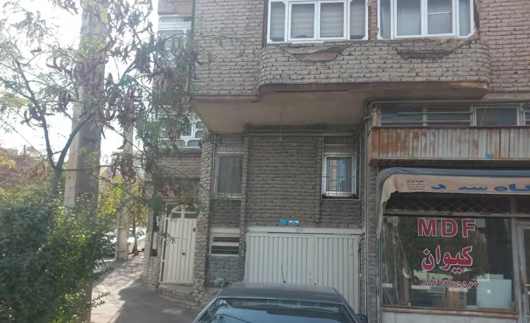 خانه ۲۸۵ متر  ۴۵۰ زیربنا