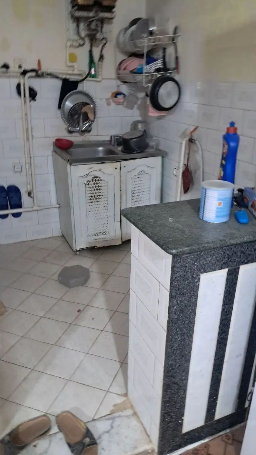 حیاط مسکونی در آخرخلیل اباد