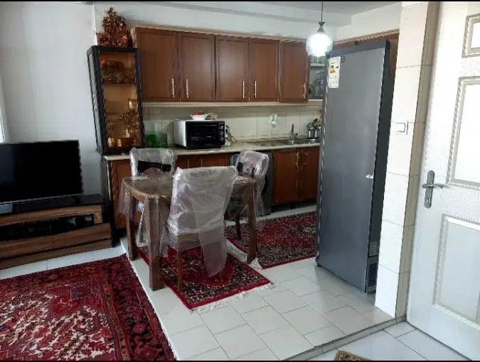 فروش آپرتمان 82 متری در کوی مهران