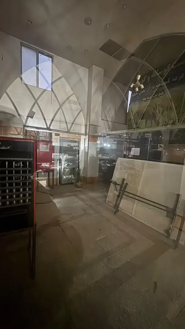مغآزه در بازار روز نقش جهان