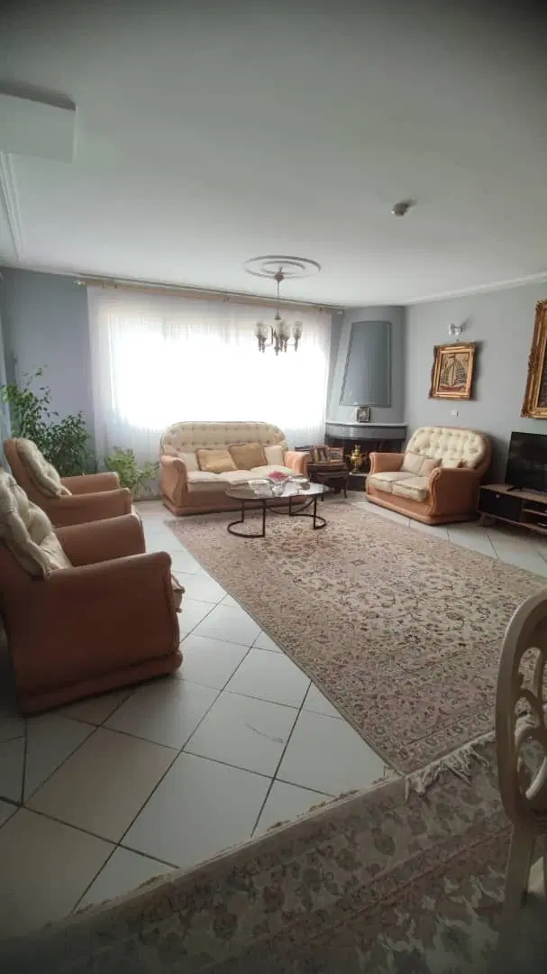 آپارتمان ۱۰۲ متر سنددار دو بر شهرک راه اهن(گلستان)