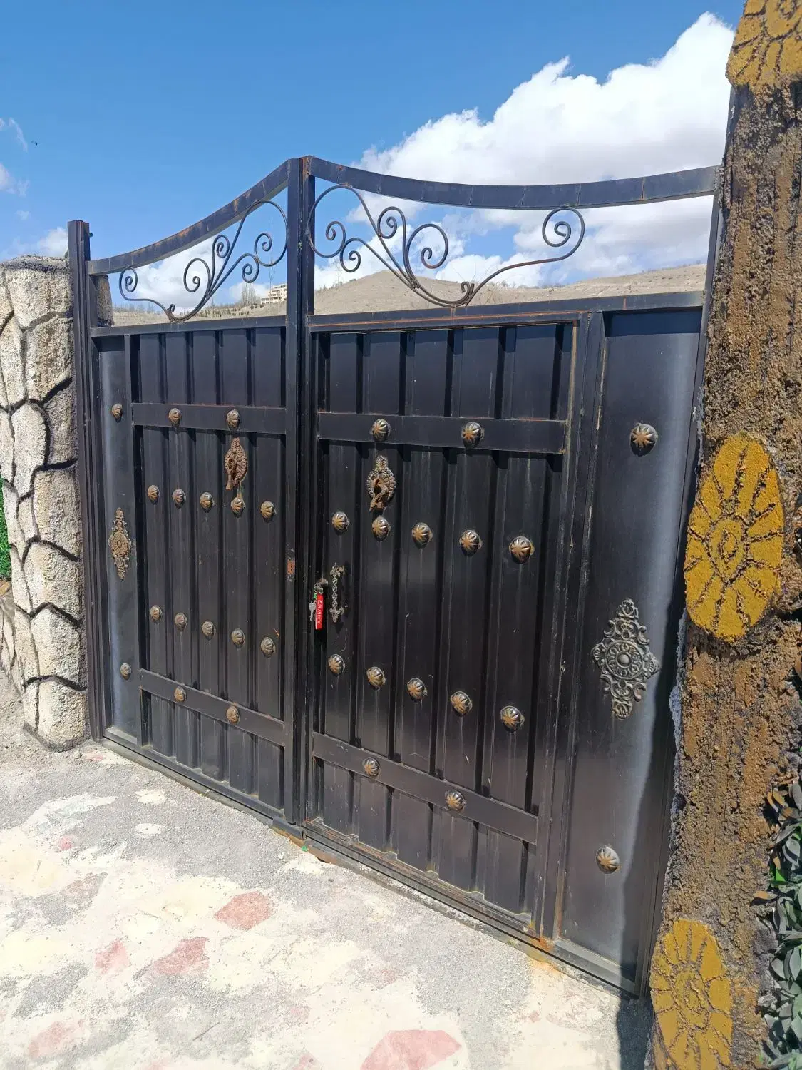 ویلا نقلی  تکمیل قیمت مناسب اسکو