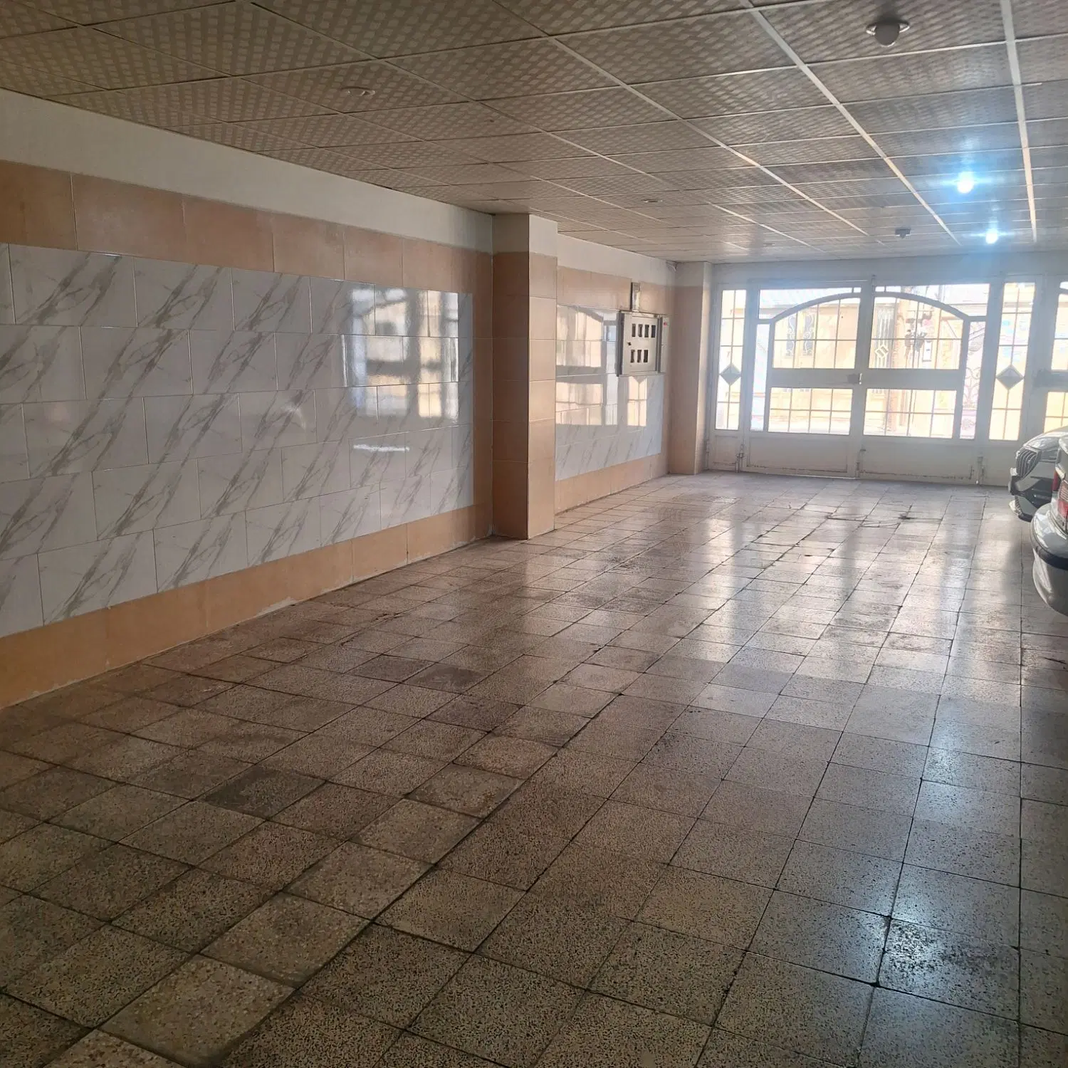 فروش آپارتمان ۹۲ متری