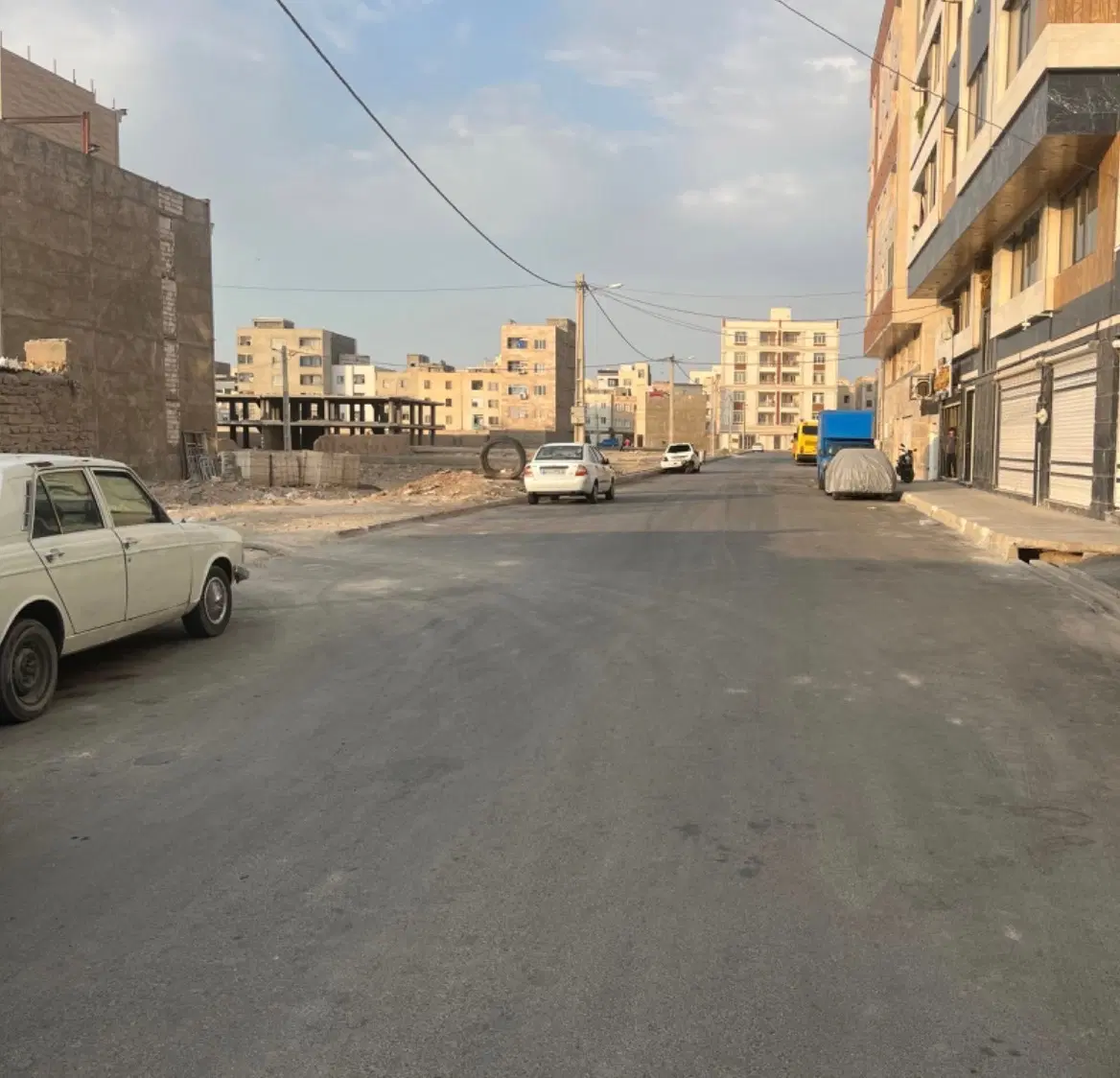 ۲۰۰ متر زمین جنوبی شهرک شهدای هسته ای