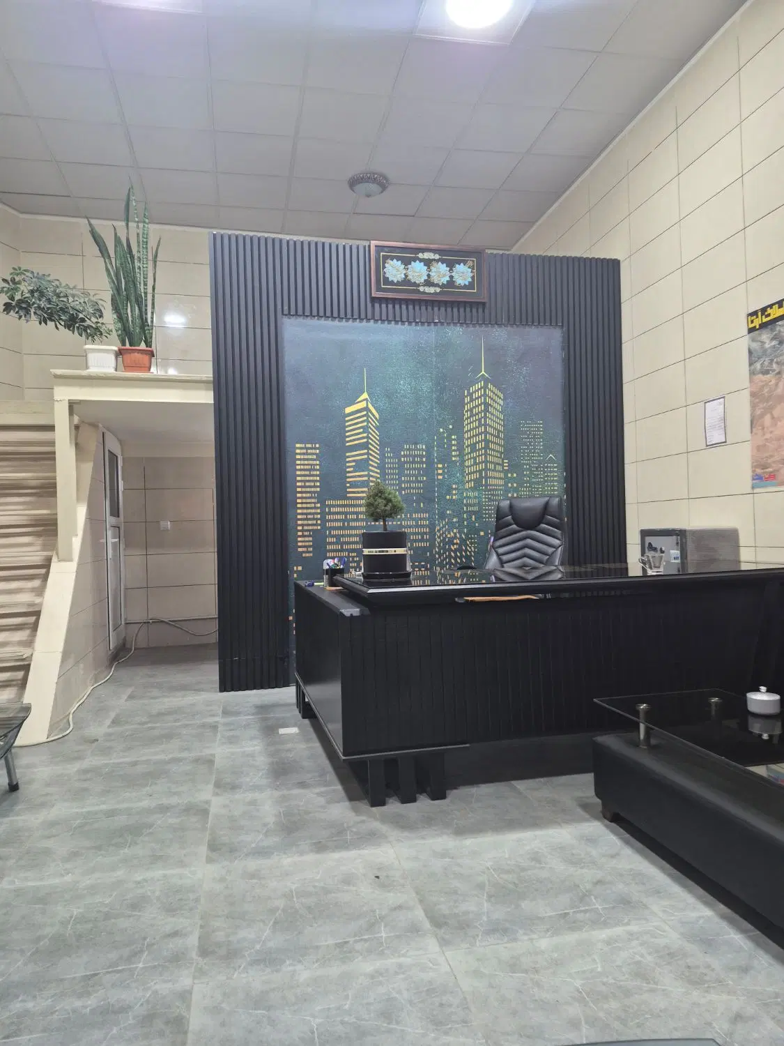 قطعه در کمرنق شادبادمشایخ کوی طبیعت ۵۰۰متر ..