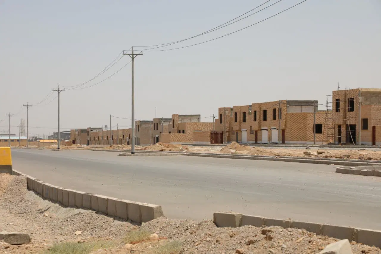زمین پردیس زندگی