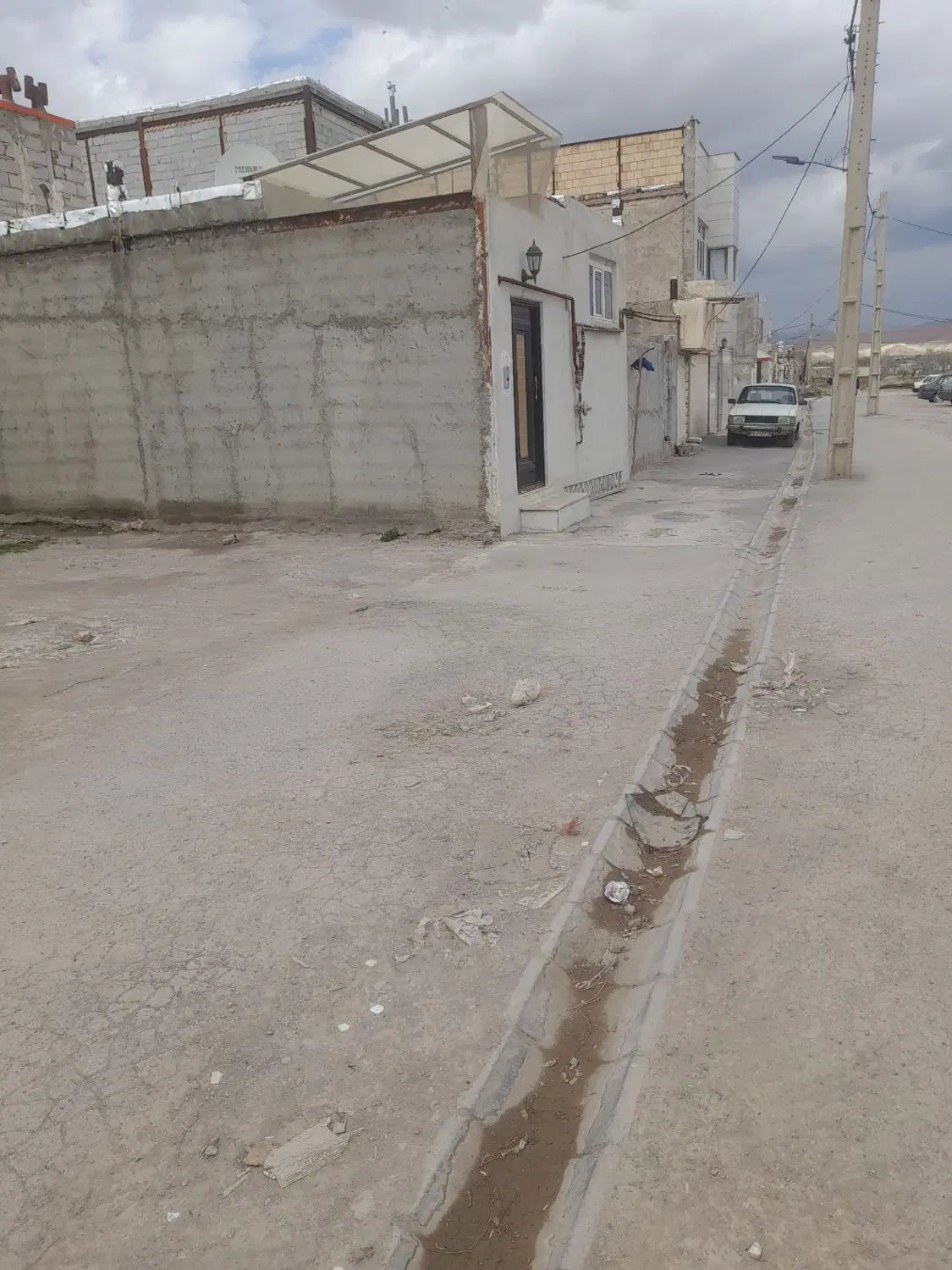 زمین مسکونی