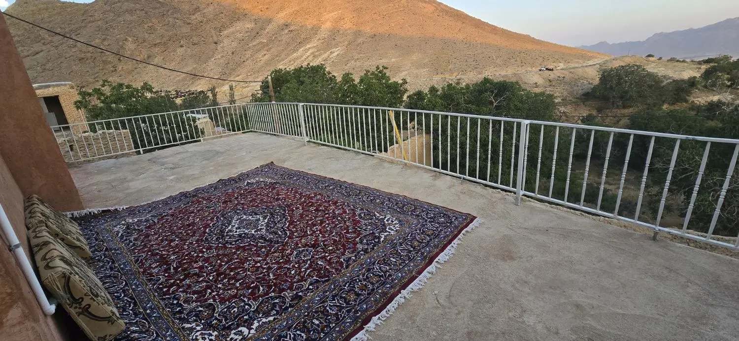 خانه روستایی دره بید خوش آب و هوا با منظره زیبا